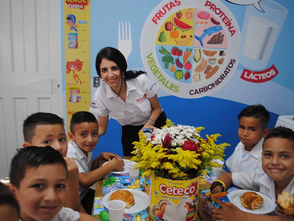 Ceteco inaugura el tercer comedor escolar en beneficio de los niños